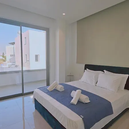 Oasis Luxury Villa