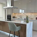Oasis Luxury