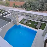 Oasis Luxury