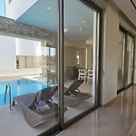 Oasis Luxury Villa Ayia Napa