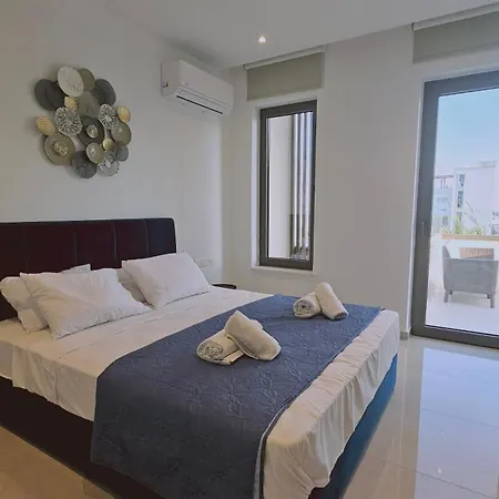 Oasis Luxury Villa Ayia Napa