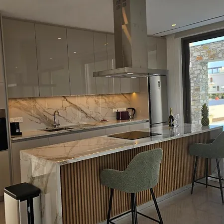 Oasis Luxury *