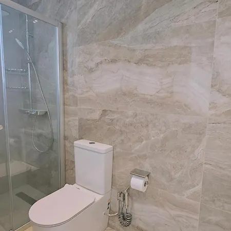 Oasis Luxury
