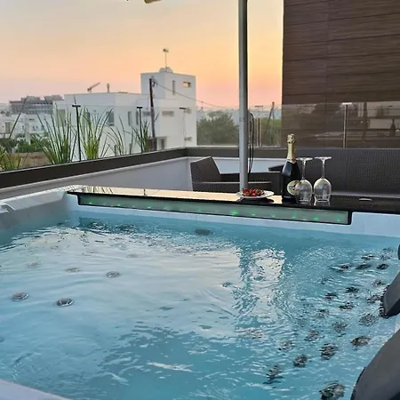 Oasis Luxury 圣纳帕