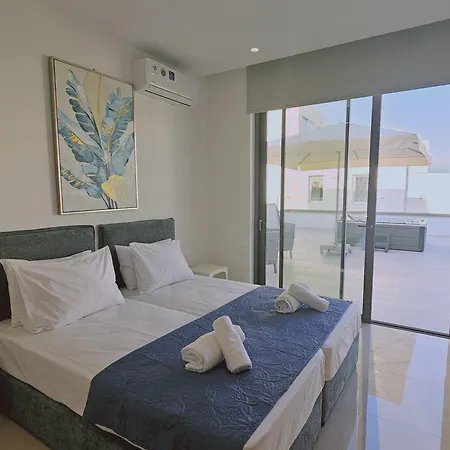 Oasis Luxury