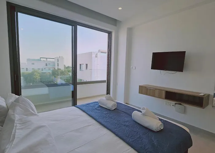 Oasis Luxury * Ajía Nápa