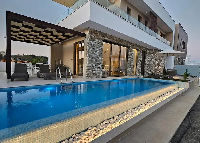 Willa Oasis Luxury Ajia Napa