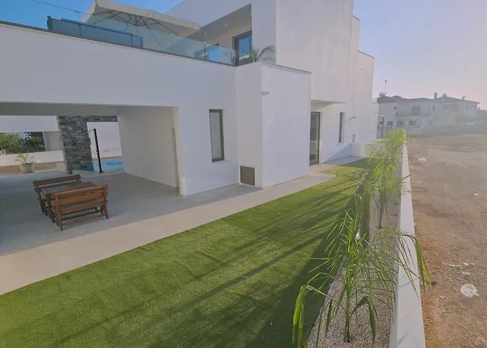 Willa Oasis Luxury Ajia Napa