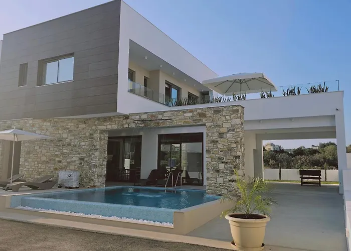 Oasis Luxury Ajía Nápa