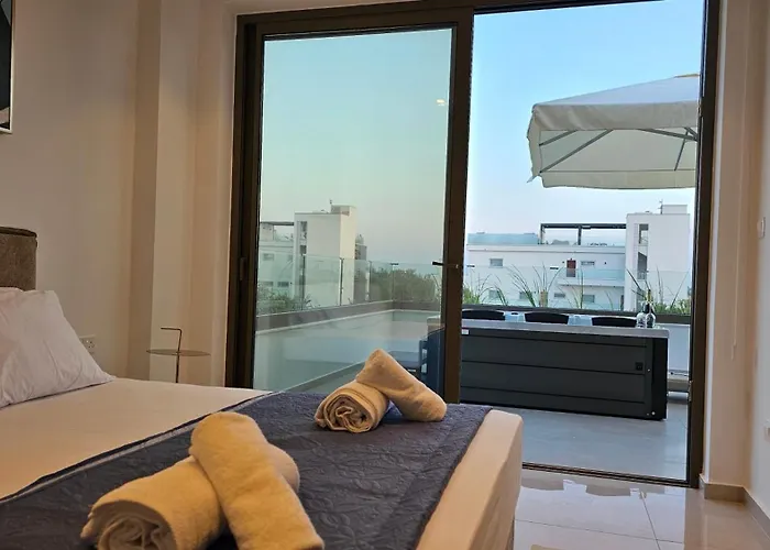 Oasis Luxury * Ajía Nápa