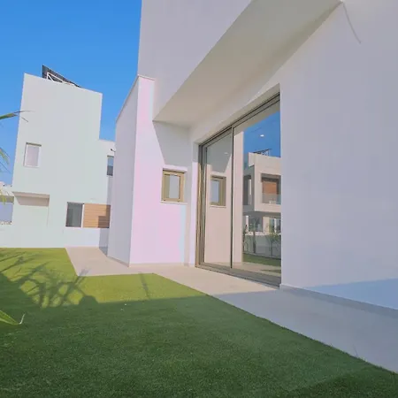 Villa Oasis Luxury *