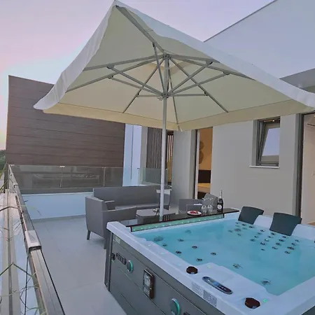 Villa Oasis Luxury *